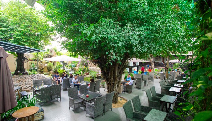 không gian cafe đức phát